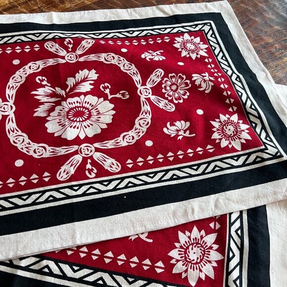 Hand Block Printed Pillow Sham Set - Picture 2 of 9